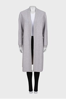 Gray cardigan without fastening