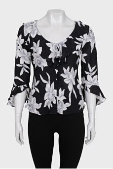 Silk blouse with ruffles in floral print