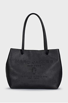 Leather bag with 3D logo