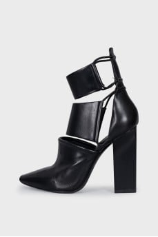 Mackenzie shoes