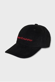 Wool cap with embroidered logo