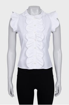 White shirt with ruffles
