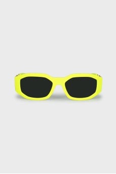 Sunglasses with a bright frame and logo