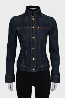 Denim jacket with fur collar