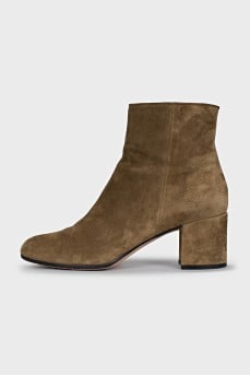 Green suede ankle boots with medium heels