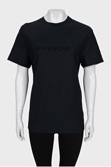 Straight T-shirt with logo on the back
