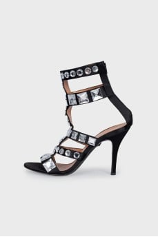 Textile sandals decorated with crystals