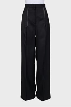 Straight trousers with white stitching