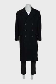 Men's straight-cut coat with buttons