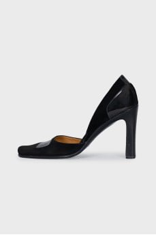 Black square-toe shoes