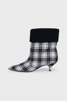 Checkered ankle boots with heels