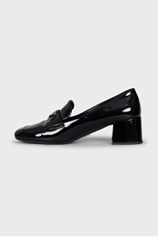 Black patent leather shoes