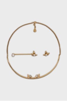 Set of necklace and earrings with crystals