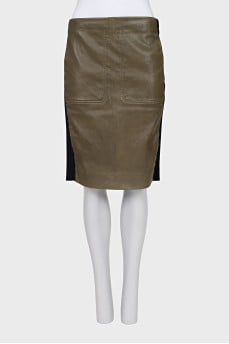 Leather skirt with side panels