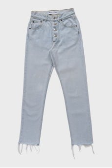 High-waisted jeans with buttons