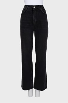Wide leg distressed jeans with tag
