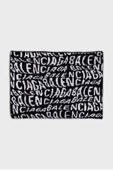 Black and white printed wool scarf