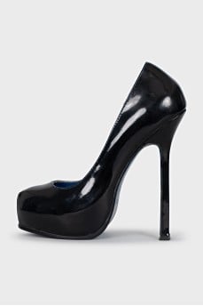 Patent leather high heels
