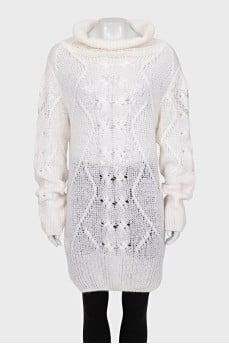 Long sweater with sequins