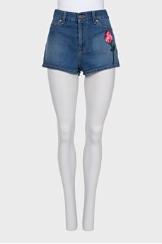 Denim shorts with flower embroidery