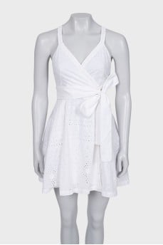 Fitted sundress with perforated buttons