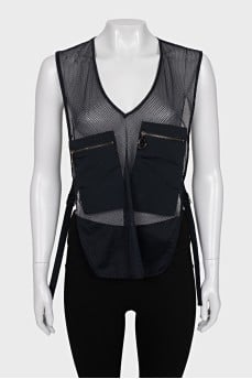 Mesh top with zip patch pockets