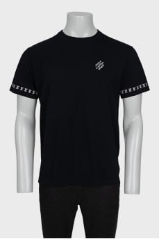 Men's T-shirt with branded print on the sleeves