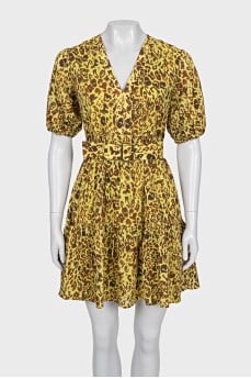 Fitted dress in animal print