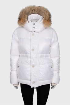Straight down jacket decorated with fur