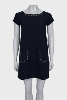 Straight dress with eyelet