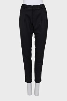 Black trousers with pleats
