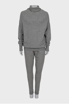 Cashmere and wool suit