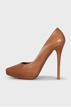 Brown pumps