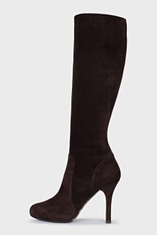 High suede boots with heels