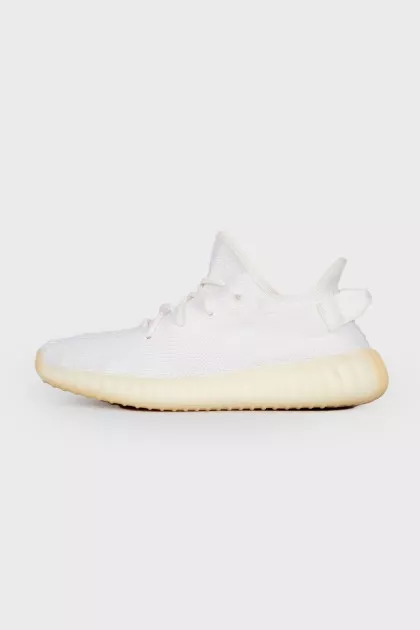 Білі кросівки Yeezy Boost 350 V2
