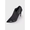 Pointed toe textile shoes