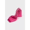 Textile mules with figured heels