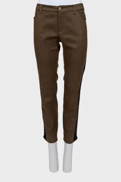 Tapered trousers with black inserts
