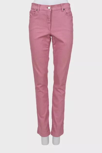Джинсы slim fit розового цвета