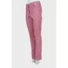 Джинсы slim fit розового цвета