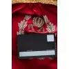 Велюрова міні-сумка із золотистим ланцюгом