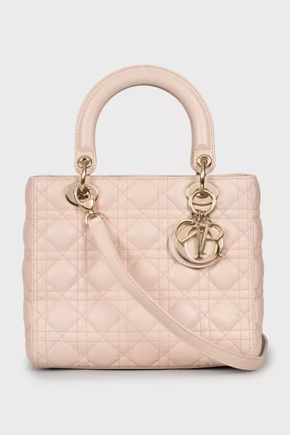 Розовая сумка Lady Dior