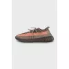 Чоловічі кросівки Yeezy Boost 350 V2
