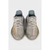 Чоловічі кросівки Yeezy Boost 350 V2