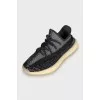 Чорні кросівки Yeezy Boost 350 V2