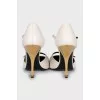 Leather shoes with golden toe