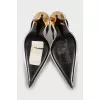 Leather shoes with golden toe