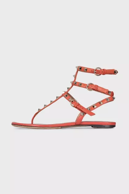 Кожаные босоножки декорированные шипами Rockstud