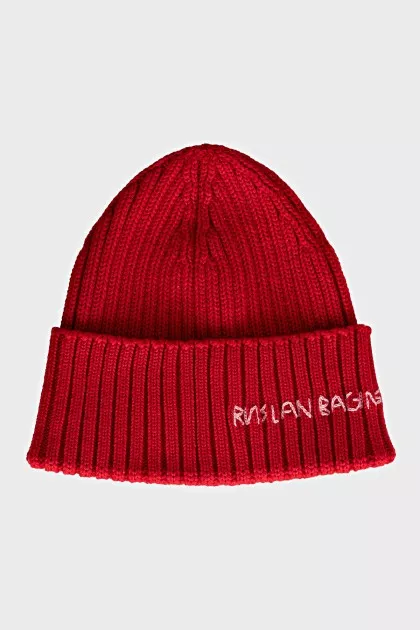 Knitted hat with brand logo