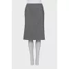 Straight cut skirt with pleats at the back